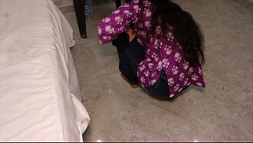 Malik Ne Naukrani Ki Chut Ki Pyas Bujhai
