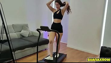 FULL BODY WALKING AND EROTIC LAPDANCER UPSKIRT