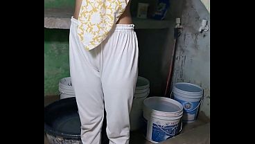 Bhabhi Ashika Bathroom Mein Masti | Hot Desi Bathroom Sex HD