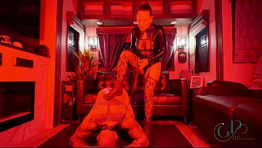 Mistress Natasha Becomes the Slave